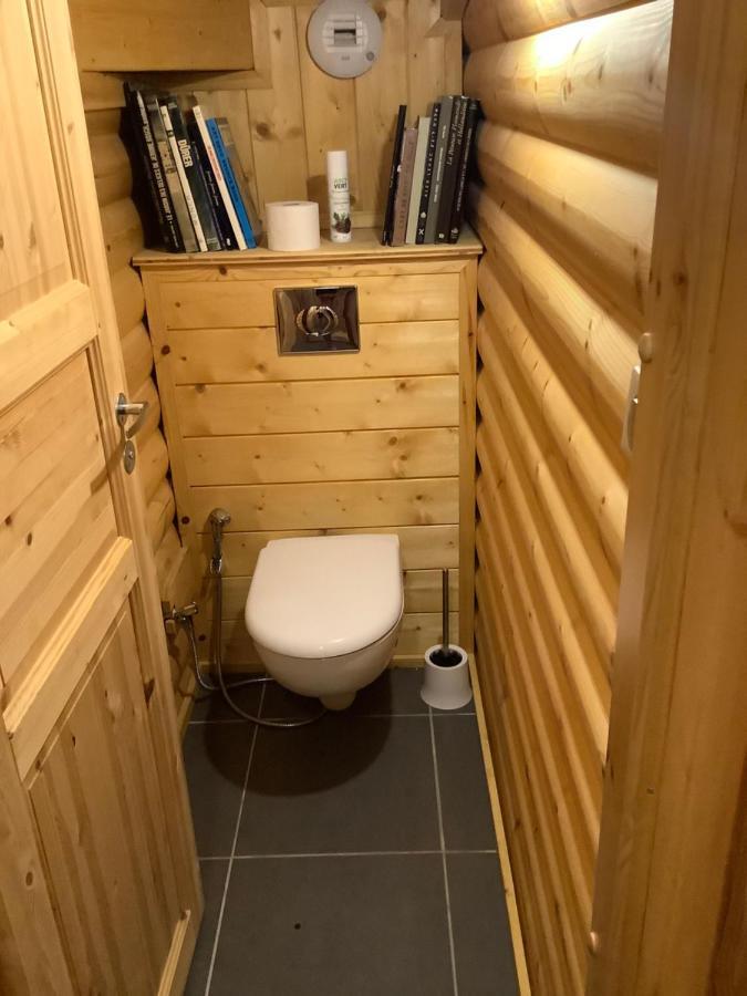 Appartement indépendant dans un beau chalet Egat Exterior foto