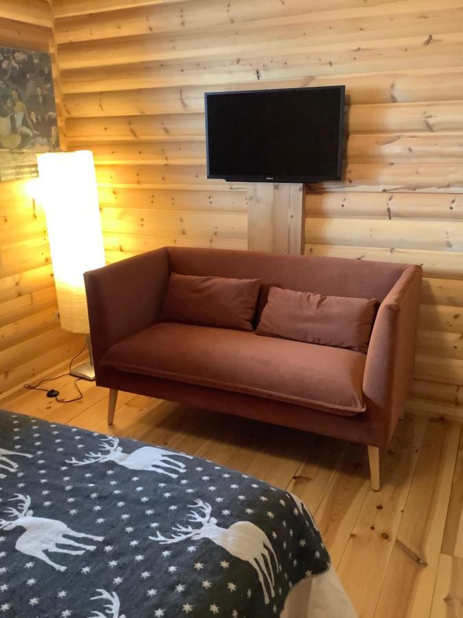 Appartement indépendant dans un beau chalet Egat Exterior foto