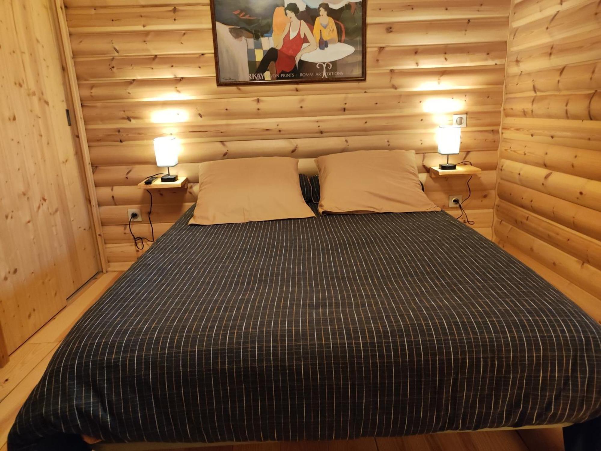 Appartement indépendant dans un beau chalet Egat Habitación foto